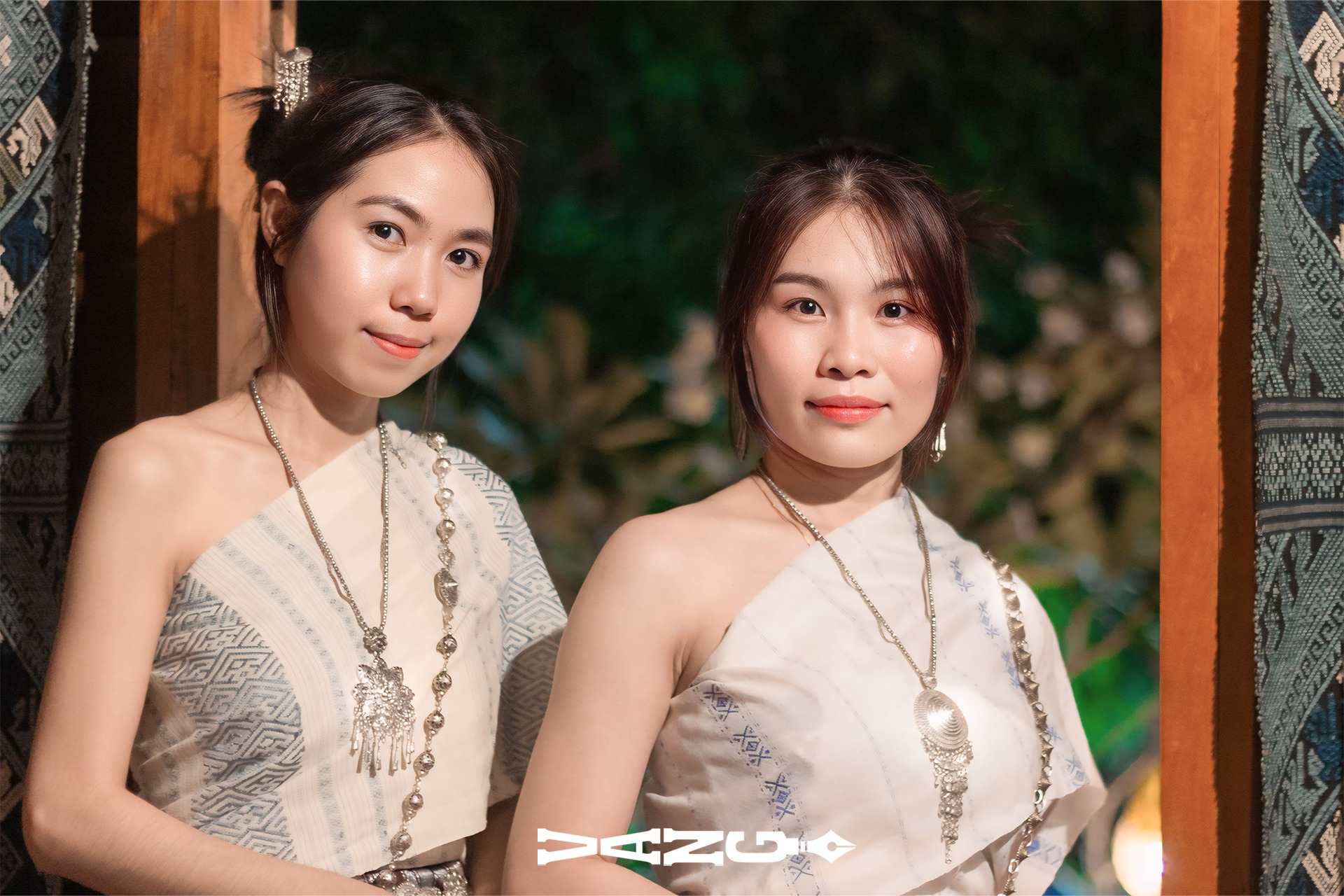 Gallery 5 background