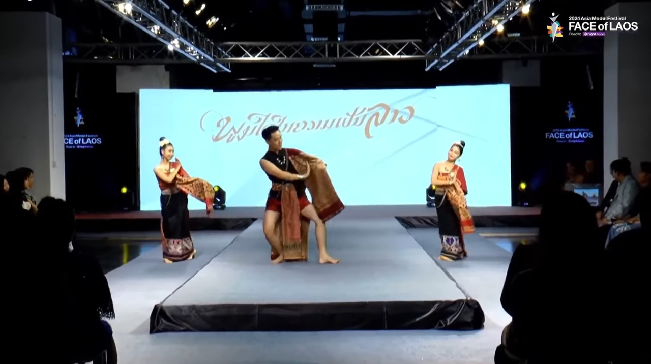 Gallery 5 background